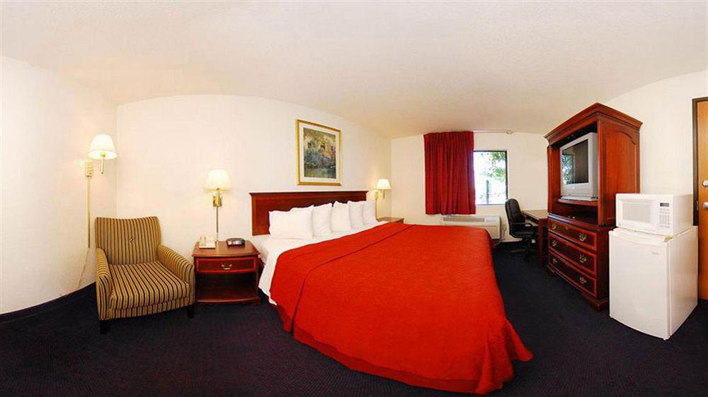 Quality Inn O'Fallon Il - St Louis Extérieur photo